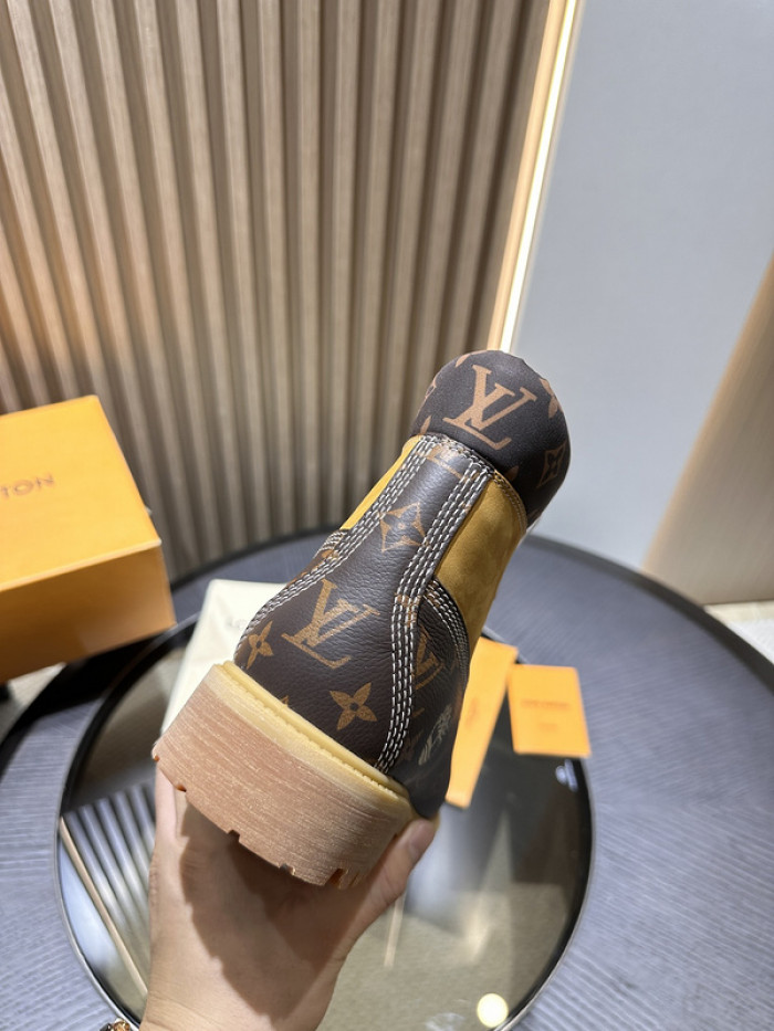 L**V**T* BOOTS LVTBS-011