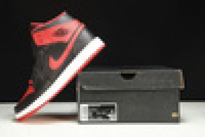 air jordan 1 mid    dq8426-060