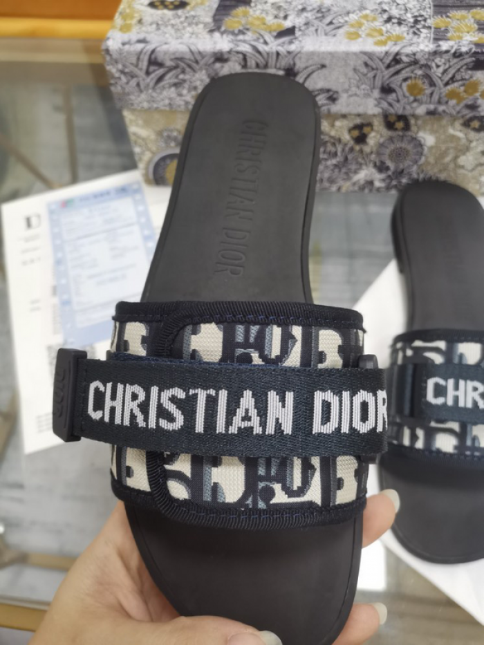 DIOR SLIDES DS-031