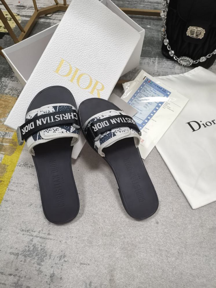 DIOR SLIDES DS-029