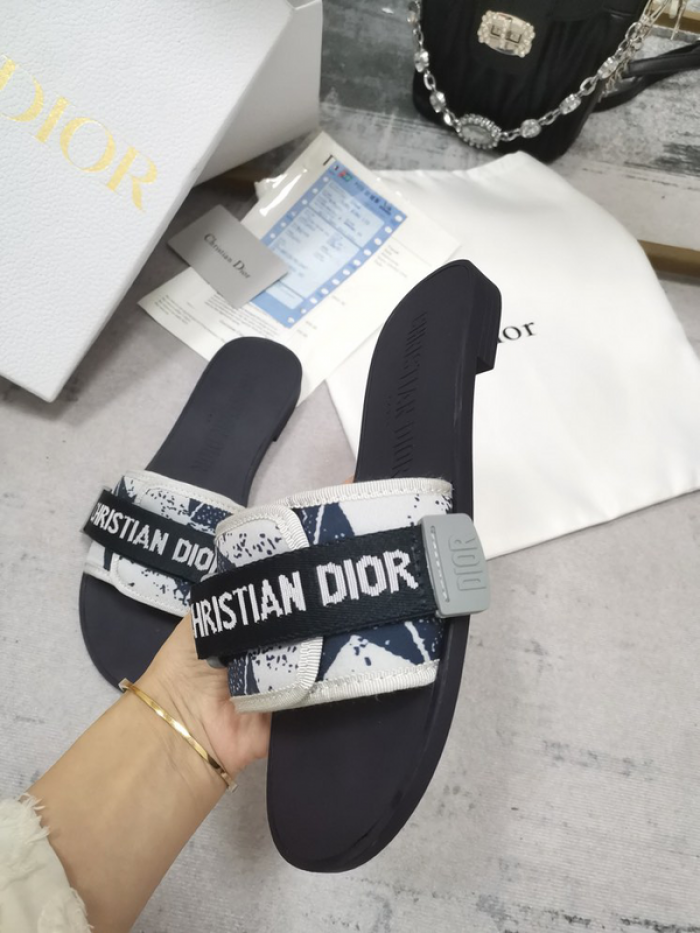 DIOR SLIDES DS-029