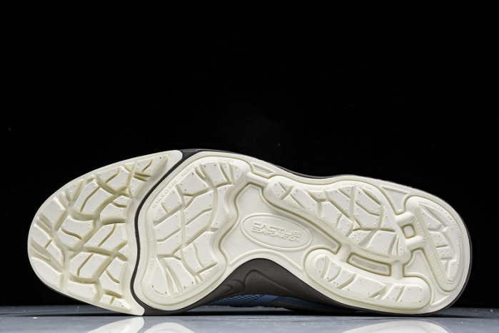 Travis Scott x Nike Zoom HQ3072-400