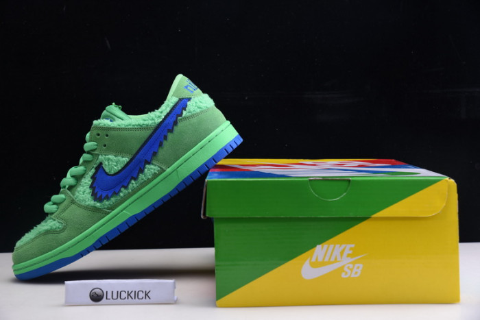 grateful dead x nike sb dunk low “green bear” cj5378-300