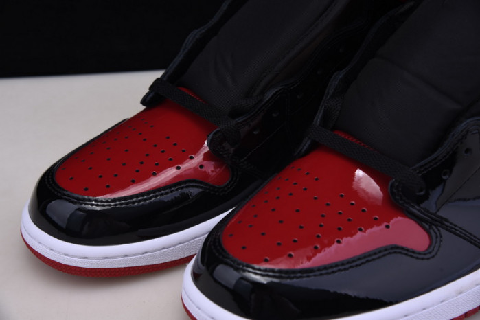 air jordan 1 high og “bred patent” 555088-063