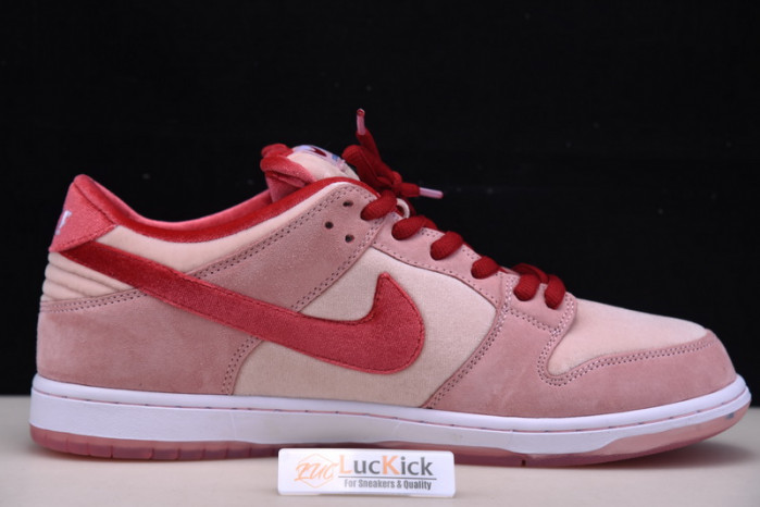 nike sb dunk low strangelove skateboards (regular box) ct2552-800