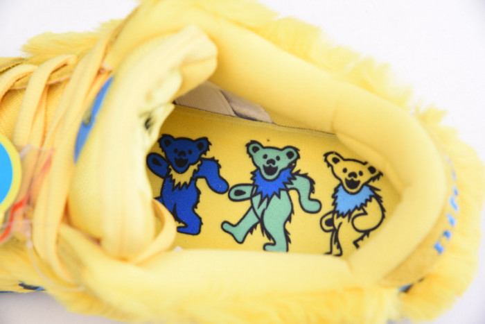 grateful dead x nike sb dunk low“ yellow bear” cj5378-700