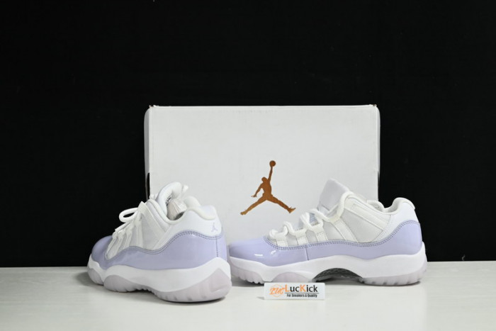 air jordan 11 retro low " pure violet "   ah7860-101