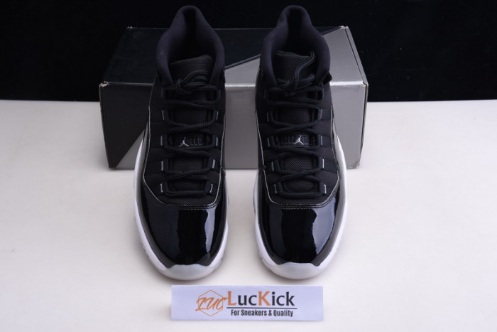 jordan 11 retro black clear ct8012-011