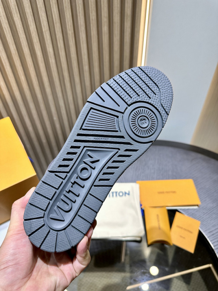 lou vuit sci-fi sneakers  lvss-0164