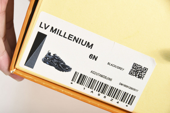 lou vuit sci-fi sneakers  lvss-053