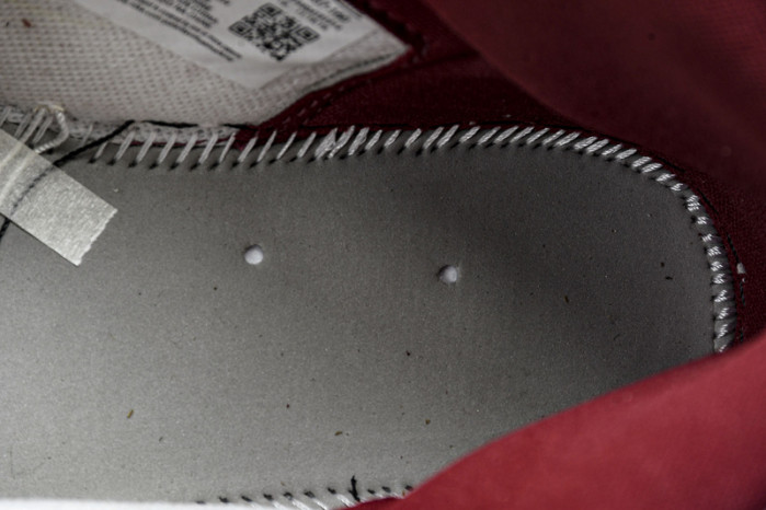 Air Jordan 1 High "Dune Red" DZ5485-160