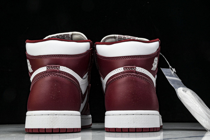 Air Jordan 1 High "Dune Red" DZ5485-160