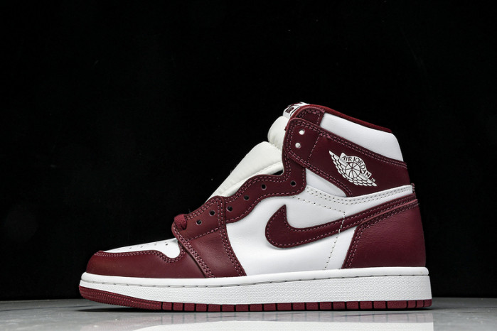 Air Jordan 1 High "Dune Red" DZ5485-160