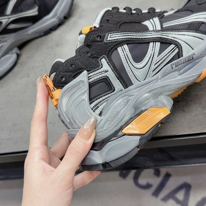 Ba*len*cia*ga track runner  btt-196