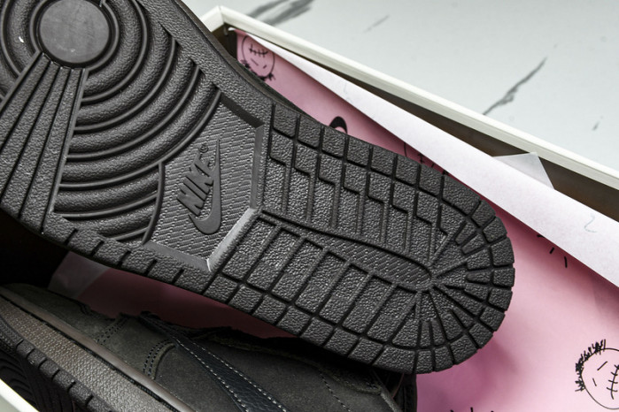 TRAVIS SCOTT X AIR JORDAN 1 LOW OG Velvet Brown DM7866-202