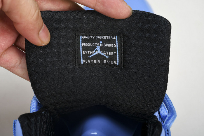 air jordan 11  717602-900