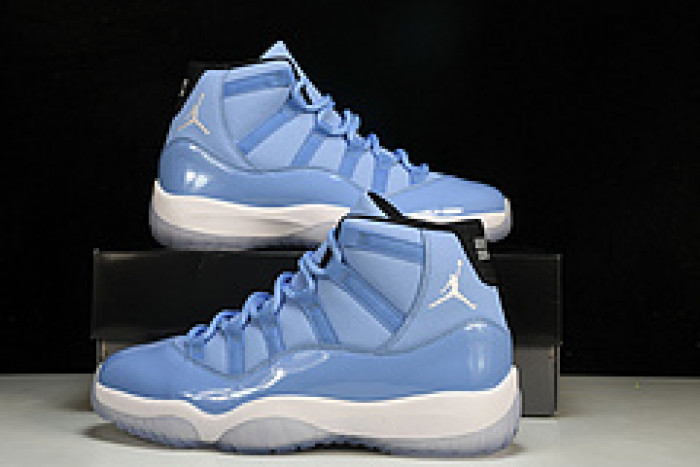 air jordan 11  717602-900