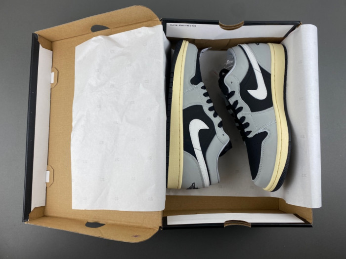 Air Jordan 1 Low HQ2010-012
