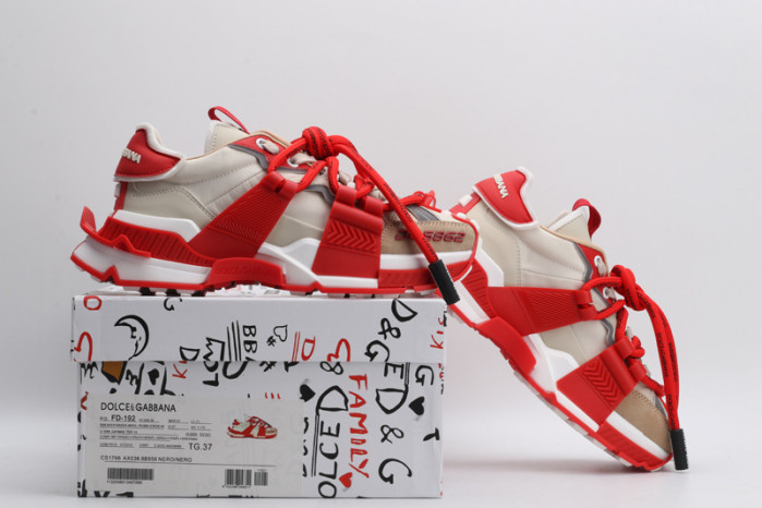 dg  sneakers  dg -010