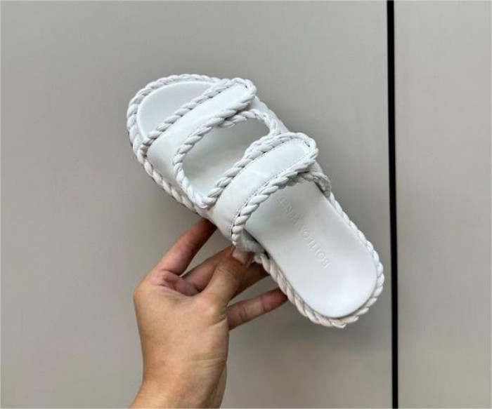 B*OTEGA V*ENETA SLIDE BVSE-002