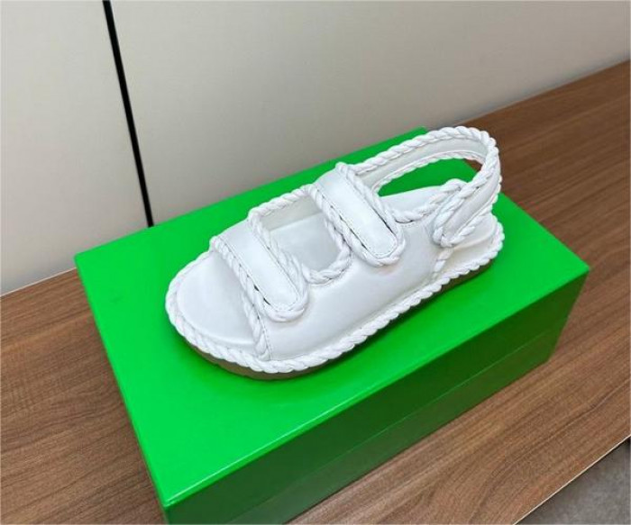 B*OTEGA V*ENETA SLIDE BVSE-003