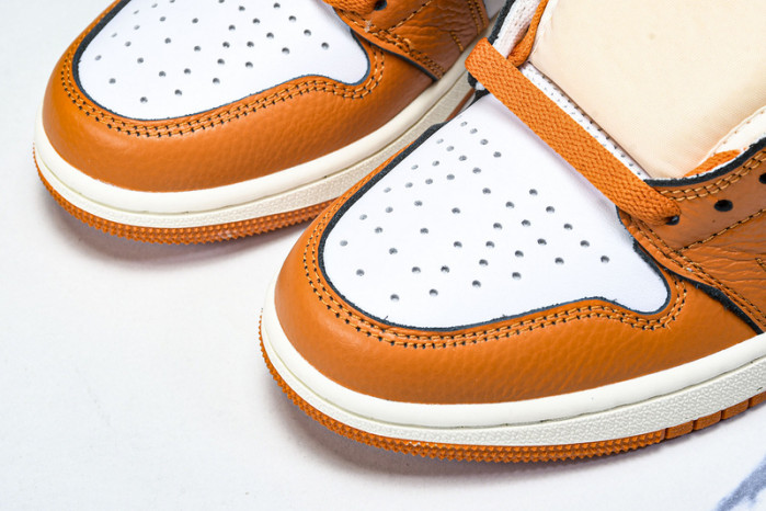 Air Jordan 1 High OG "Starfish" DO9369-101