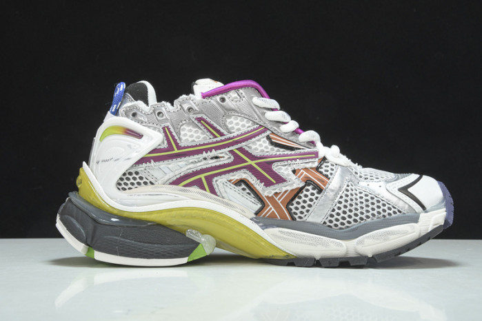 Ba*len*cia*ga track trainer  btt-020