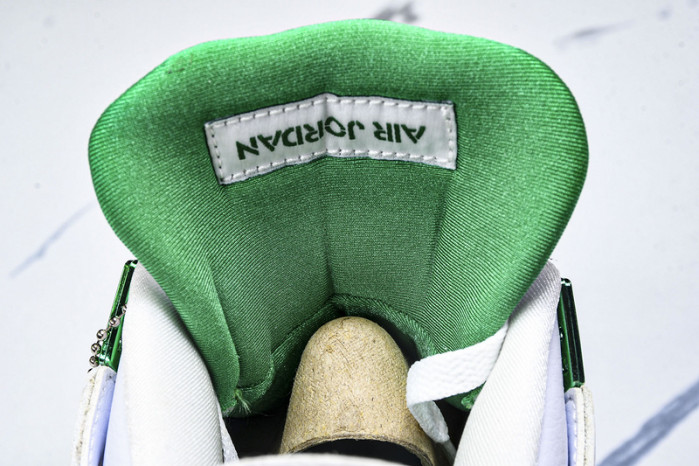 Air Jordan 4“Pine Green” CT8527-113