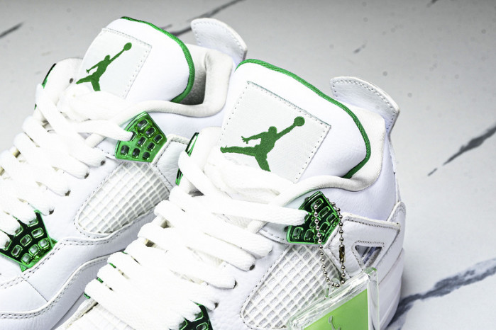 Air Jordan 4“Pine Green” CT8527-113