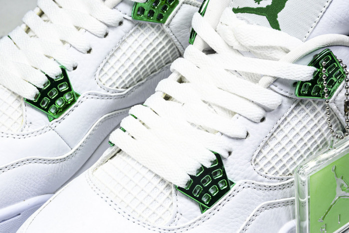 Air Jordan 4“Pine Green” CT8527-113