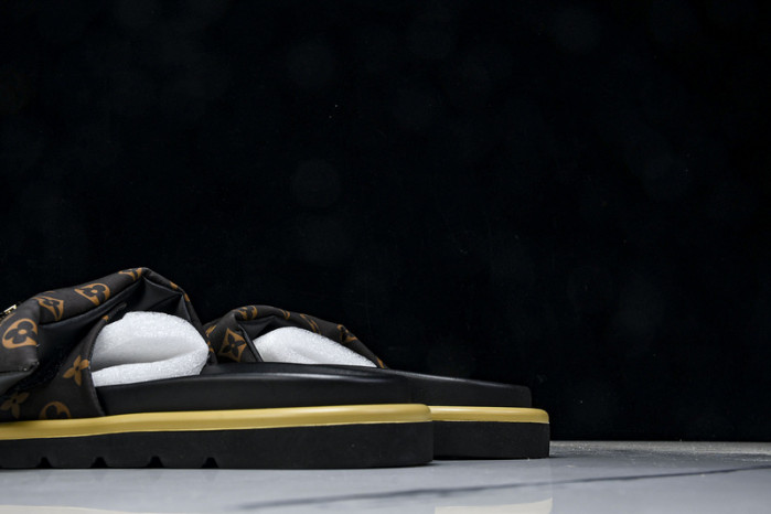 L*VT SANDALS LVLSS-070