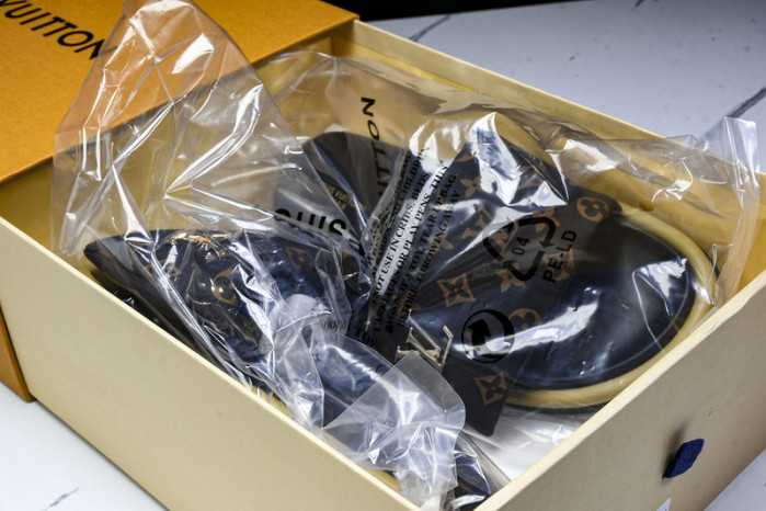 L*VT SANDALS LVLSS-070