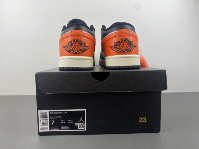 Air Jordan 1 Low 555558-081