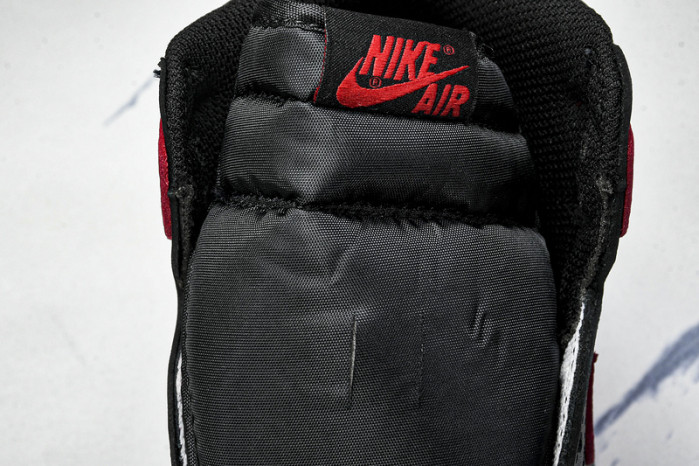 Jordan 1 Retro Bred "Banned" 555088-001