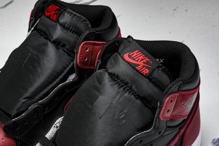 Jordan 1 Retro Bred "Banned" 555088-001