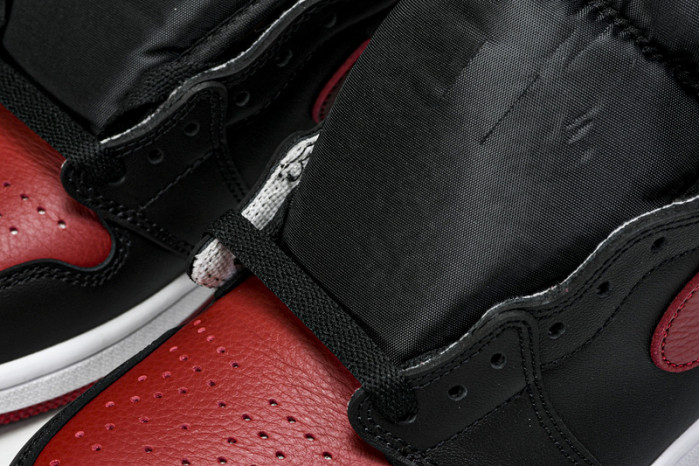 Jordan 1 Retro Bred "Banned" 555088-001
