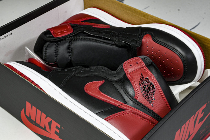 Jordan 1 Retro Bred "Banned" 555088-001