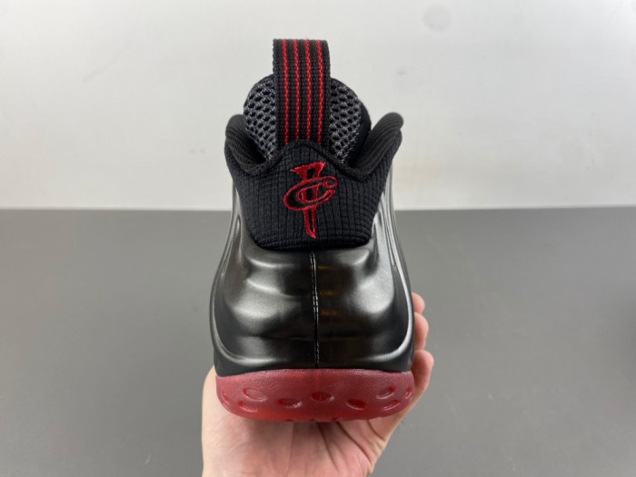 Nike Air Foamposite One HF094-001