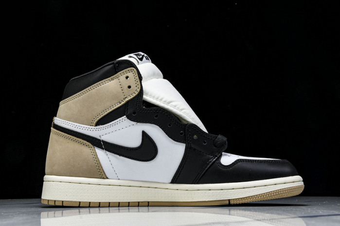 Air Jordan 1 High OG "Metallic Gold" FD2588-021