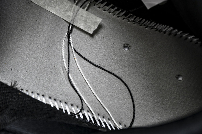 Air Jordan 1 High OG "Metallic Gold" FD2588-021