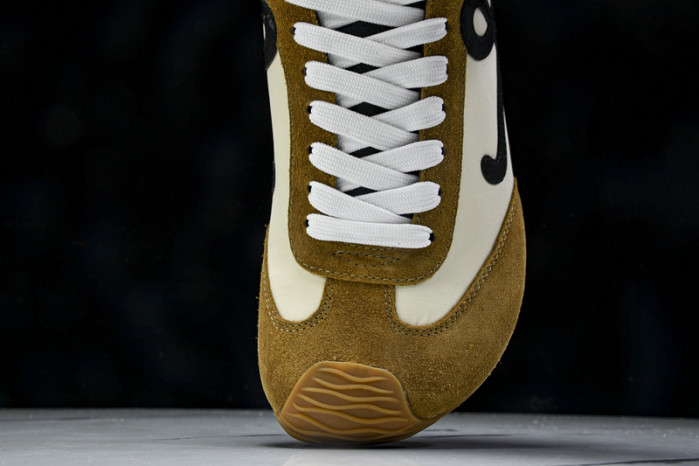 L*OEWE Ballet Runner2.0 LBR-006