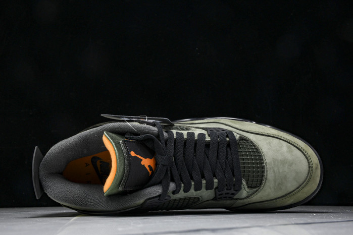 UNDEFEATED x Air Jordan 4 OG IB1519-200