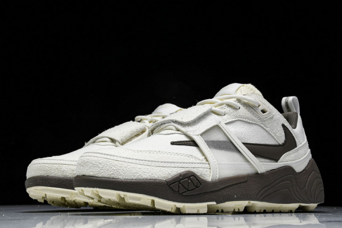 Travis Scott x Nike Zoom HQ3061-101