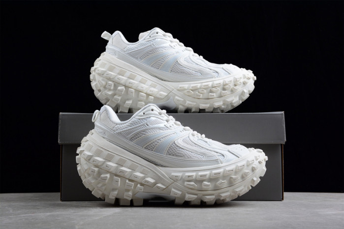 Ba*len*cia*ga defender rubber platform sneakers    Ba*len*cia*ga-001