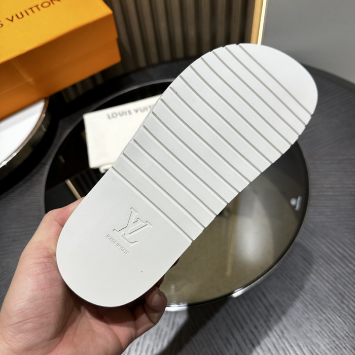 L*VT SANDALS LVLSS-056