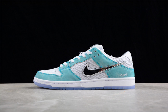 nike  sb dunk low   fd2562-400