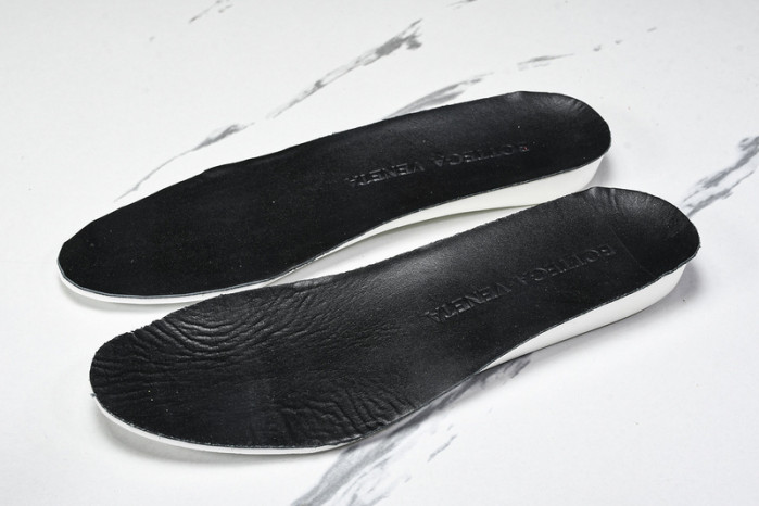 BOTTEGA VENETA SNEAKER BVS-033