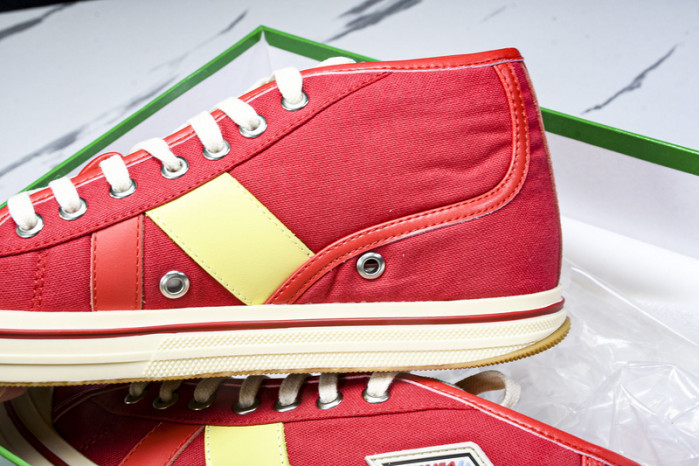 BOTTEGA VENETA SNEAKER BVS-034