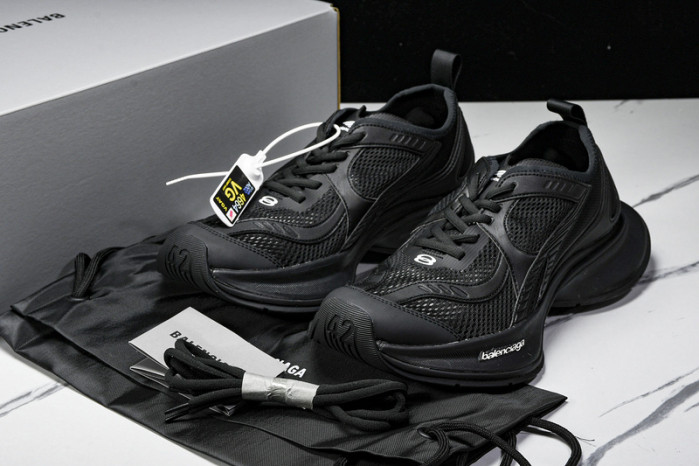 B*AL*ENCIAGA CIRCUIT BC-002