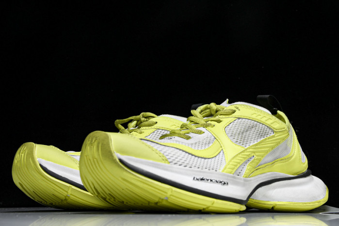 B*AL*ENCIAGA CIRCUIT BC-008